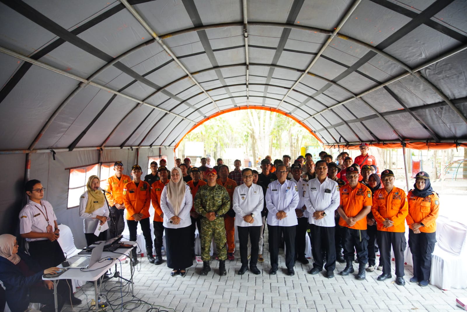 Asah Kemampuan Penyelamatan, Relawan Madiun Disiapkan Hadapi Berbagai Kondisi Darurat